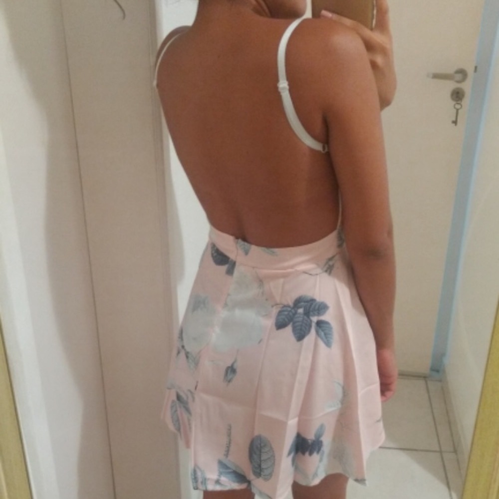 ✨3 for $20✨ Pink floral dress - Picture 5 of 5